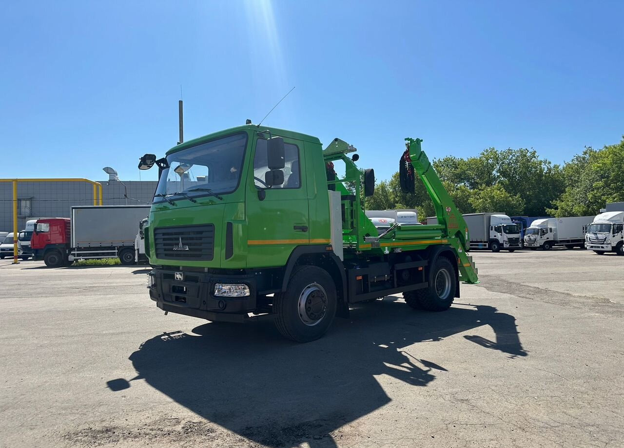 МАЗ МКС-3501 - Портальный бункеровоз: фото 2 МАЗ МКС-3501 - Портальный бункеровоз: фото 2