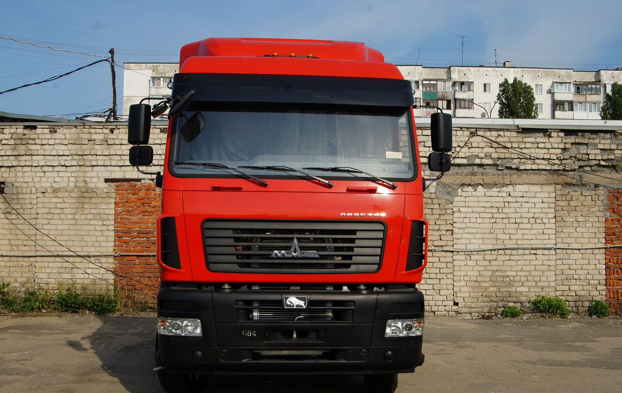 МАЗ 5440C9 - Тягач: фото 3 МАЗ 5440C9 - Тягач: фото 3