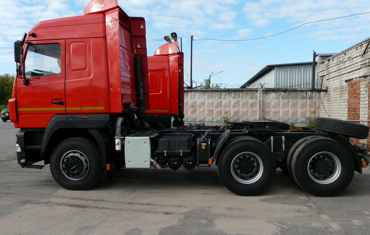 МАЗ 643028 - Тягач: фото 4 МАЗ 643028 - Тягач: фото 4