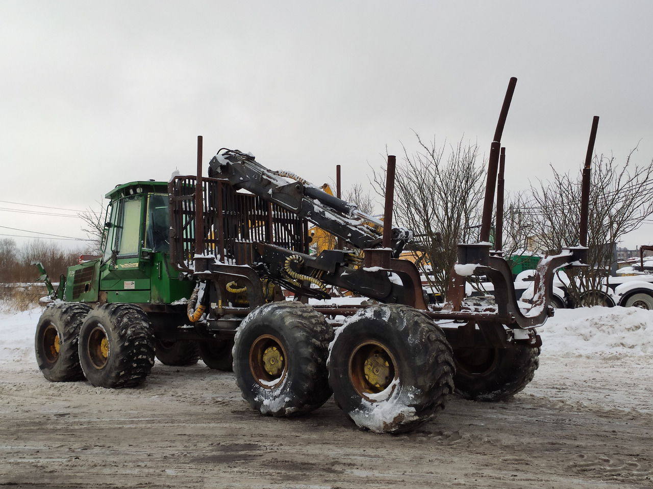 JOHN DEERE 1710D - Форвардер: фото 4 JOHN DEERE 1710D - Форвардер: фото 4