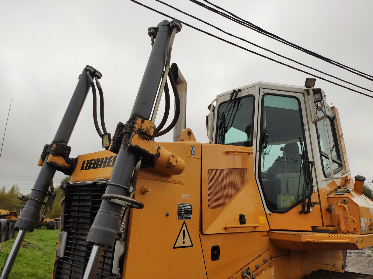 LIEBHERR PR 724 XL - Бульдозер: фото 3 LIEBHERR PR 724 XL - Бульдозер: фото 3