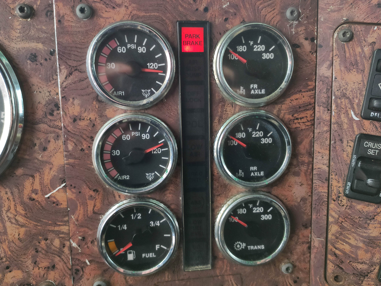 Тягач INTERNATIONAL 9200i: фото 22
