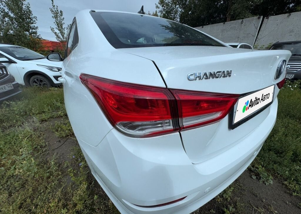 Легковой автомобиль Changan Alsvin 1.5 AMT, , 38 600 км: фото 6
