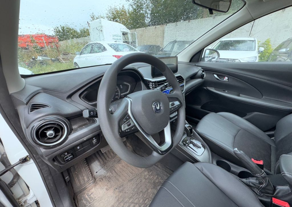 Легковой автомобиль Changan Alsvin 1.5 AMT, , 38 600 км: фото 11