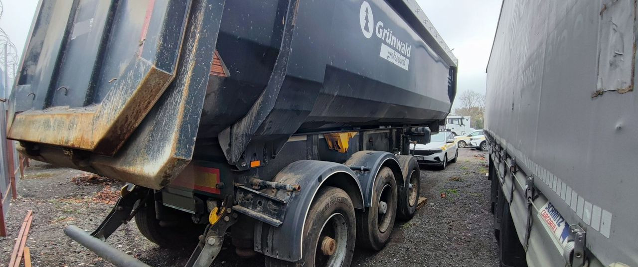 Grunwald 9453-0000010-50 - Самосвальный полуприцеп: фото 2 Grunwald 9453-0000010-50 - Самосвальный полуприцеп: фото 2