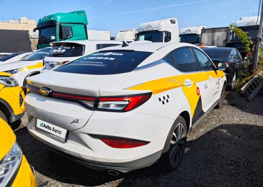 Легковой автомобиль JAC J7 1.5 CVT, 2023, 181 000 км: фото 6 Легковой автомобиль JAC J7 1.5 CVT, 2023, 181 000 км: фото 6