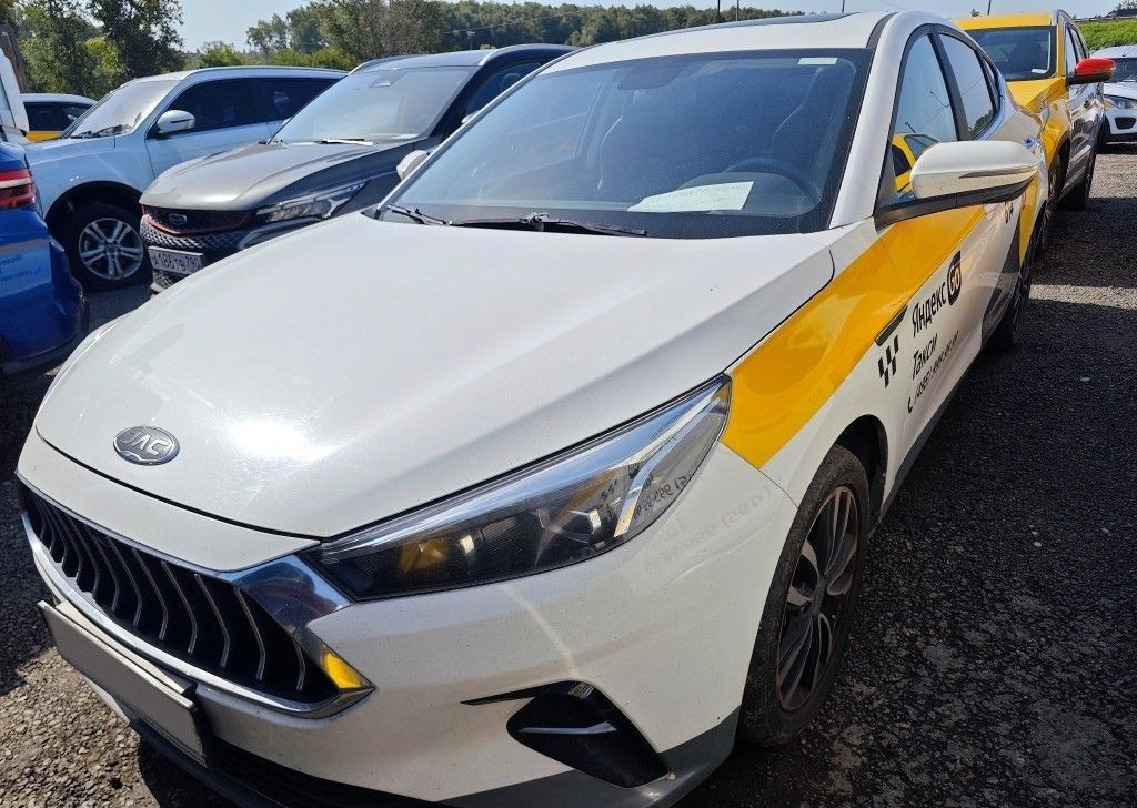 JAC J7 1.5 CVT, 2023, 181 000 км - Легковой автомобиль: фото 3 JAC J7 1.5 CVT, 2023, 181 000 км - Легковой автомобиль: фото 3
