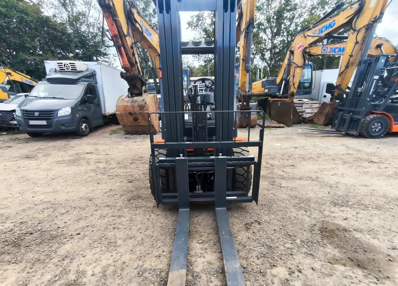 Вилочный погрузчик Lonking LG30DT: фото 6