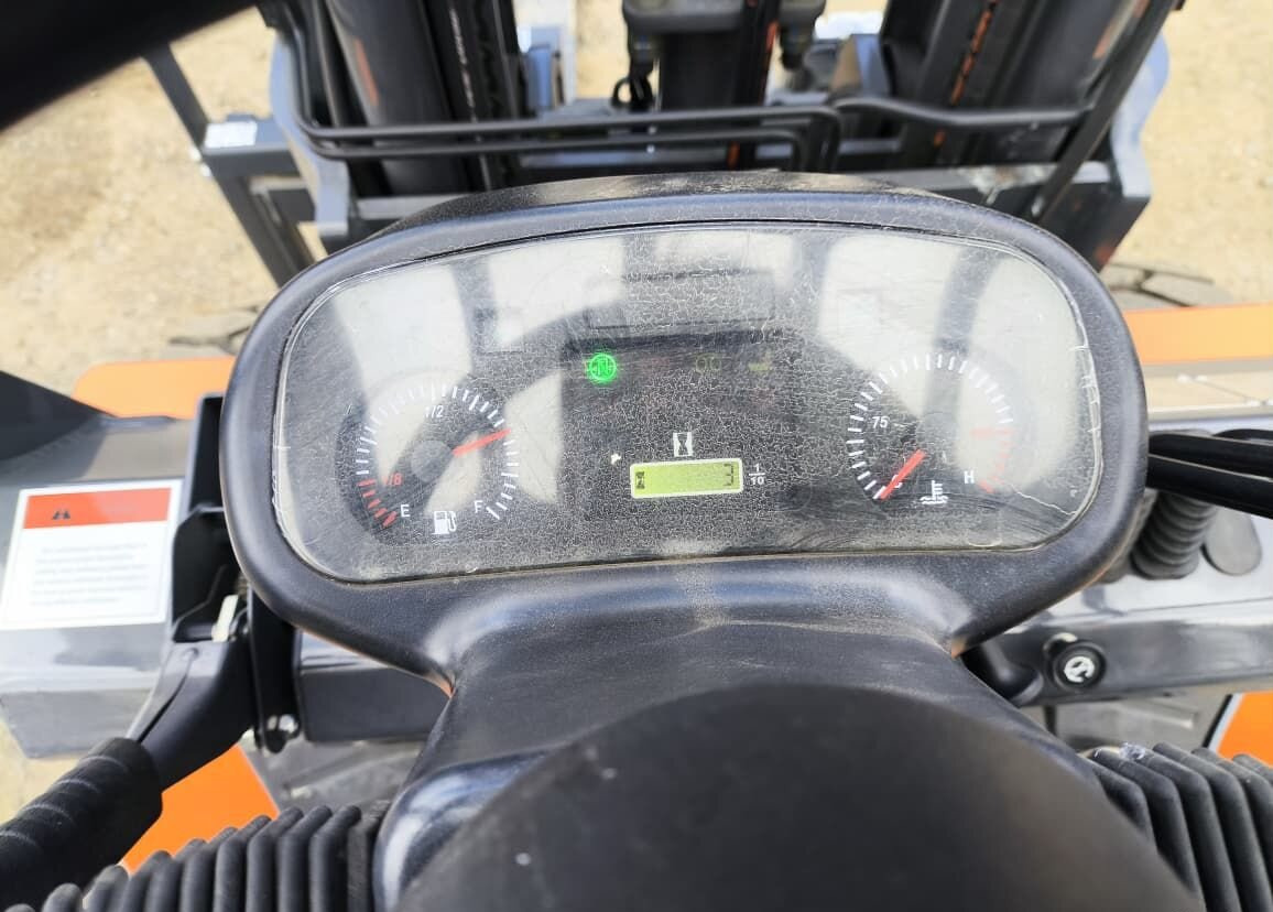 Вилочный погрузчик Lonking LG30DT: фото 10