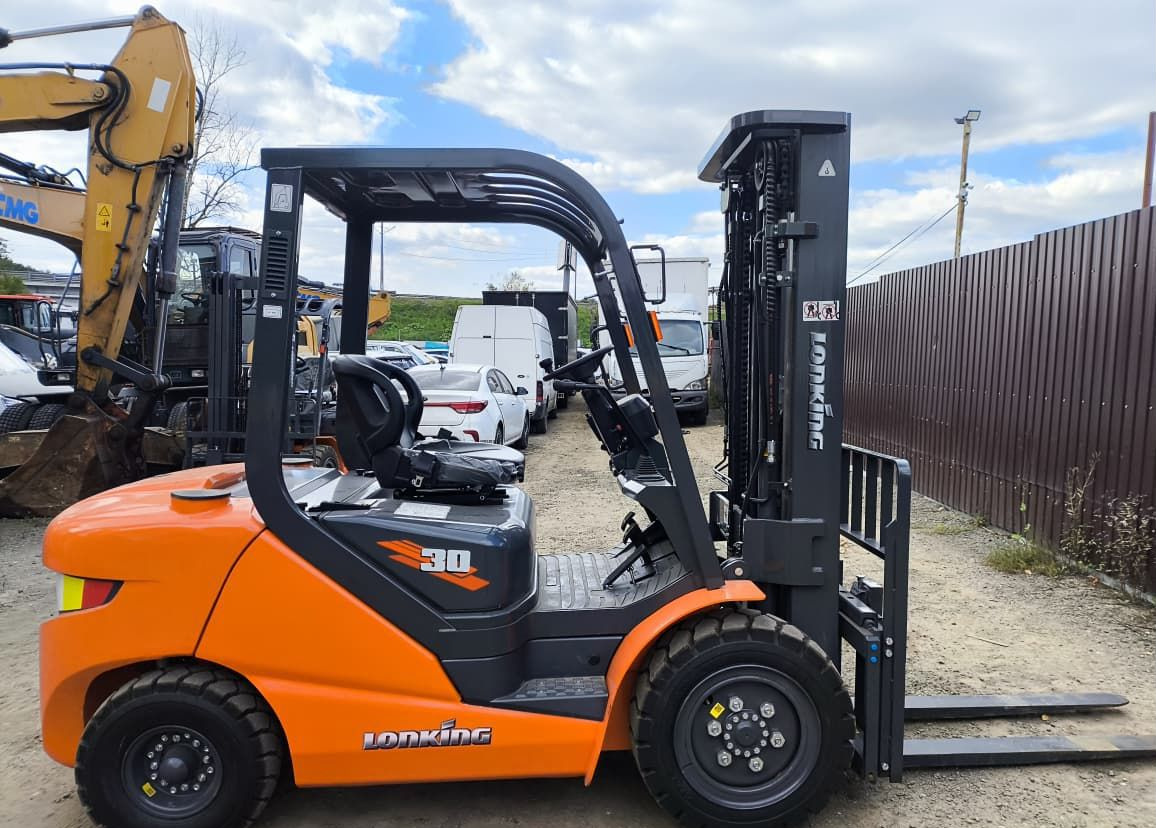 Lonking LG30DT - Вилочный погрузчик: фото 1 Lonking LG30DT - Вилочный погрузчик: фото 1