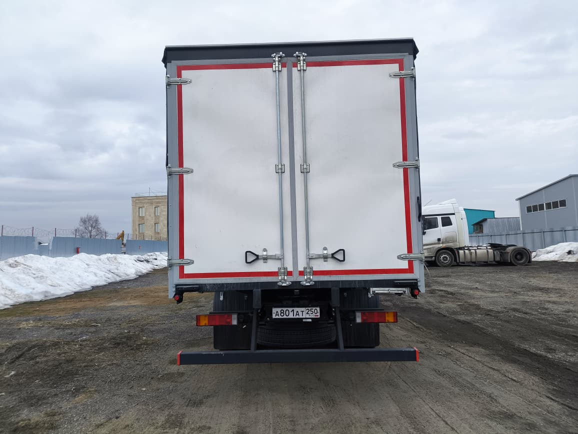 SOLLERS TR180 - Тентованный грузовик: фото 5 SOLLERS TR180 - Тентованный грузовик: фото 5