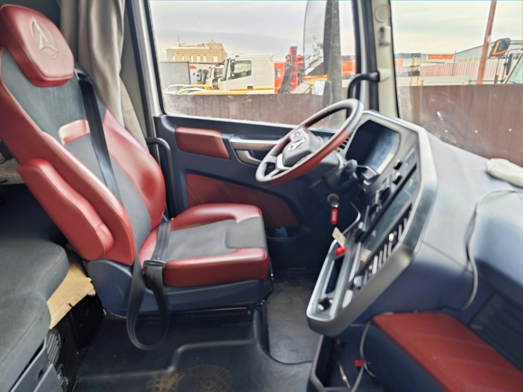 SANY HQC240DE - Тягач: фото 4 SANY HQC240DE - Тягач: фото 4