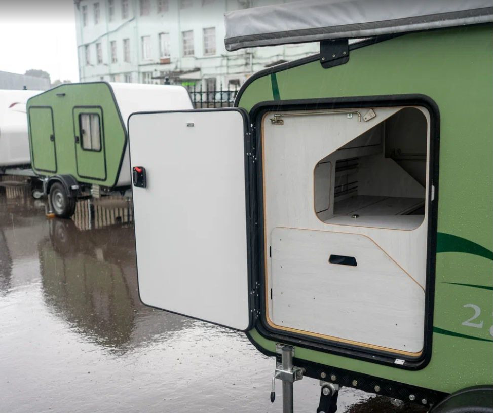 Автокемпер Лиса 3400 - Прицеп-дача (кемпер): фото 3 Автокемпер Лиса 3400 - Прицеп-дача (кемпер): фото 3