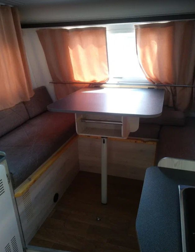 Автокемпер Лиса 3400 - Прицеп-дача (кемпер): фото 5 Автокемпер Лиса 3400 - Прицеп-дача (кемпер): фото 5