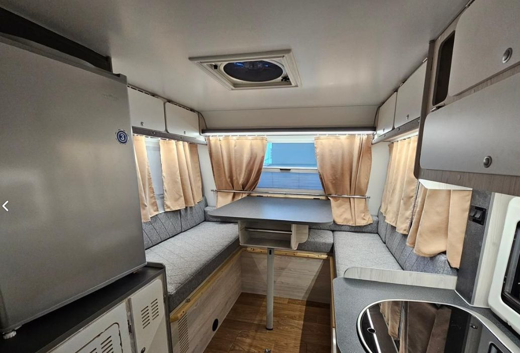 Автокемпер Лиса 3400 - Прицеп-дача (кемпер): фото 4 Автокемпер Лиса 3400 - Прицеп-дача (кемпер): фото 4