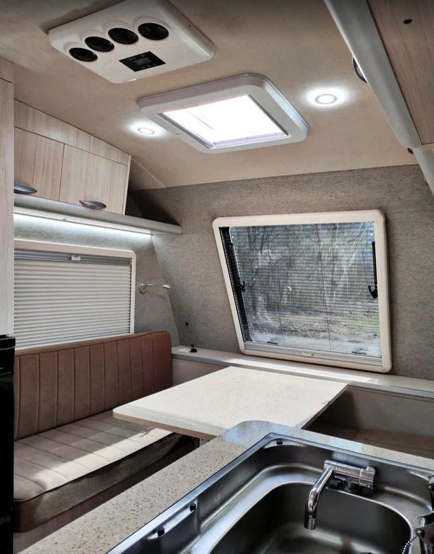 Прицеп-дача (кемпер) Чайка Вагон-дом: фото 7