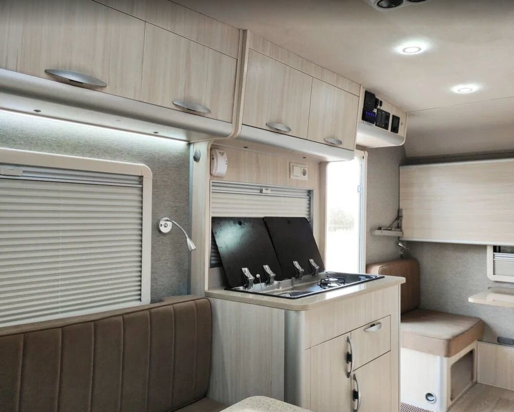 Прицеп-дача (кемпер) Чайка Вагон-дом: фото 8