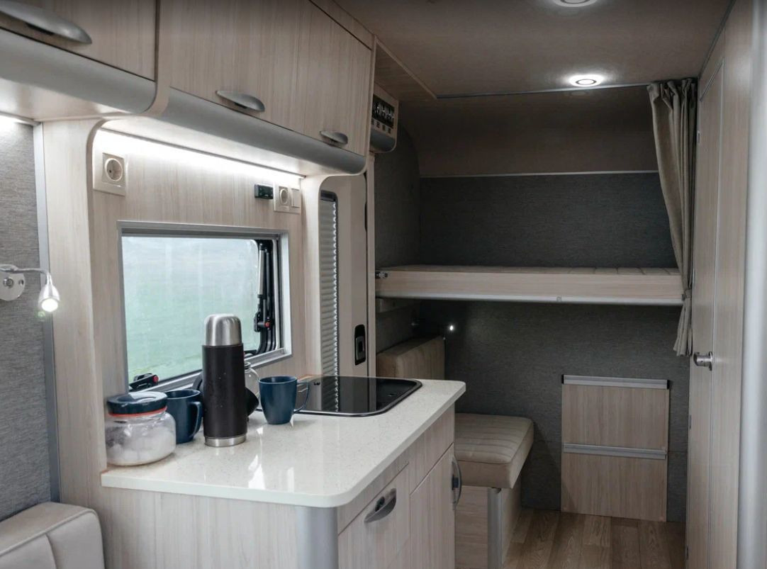 Прицеп-дача (кемпер) Чайка Вагон-дом: фото 13