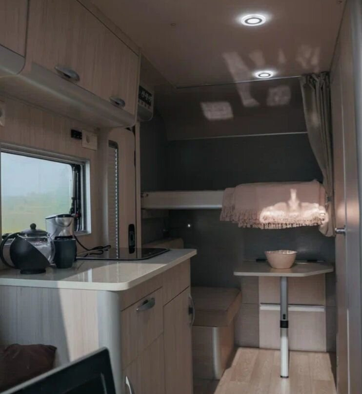 Прицеп-дача (кемпер) Чайка Вагон-дом: фото 8