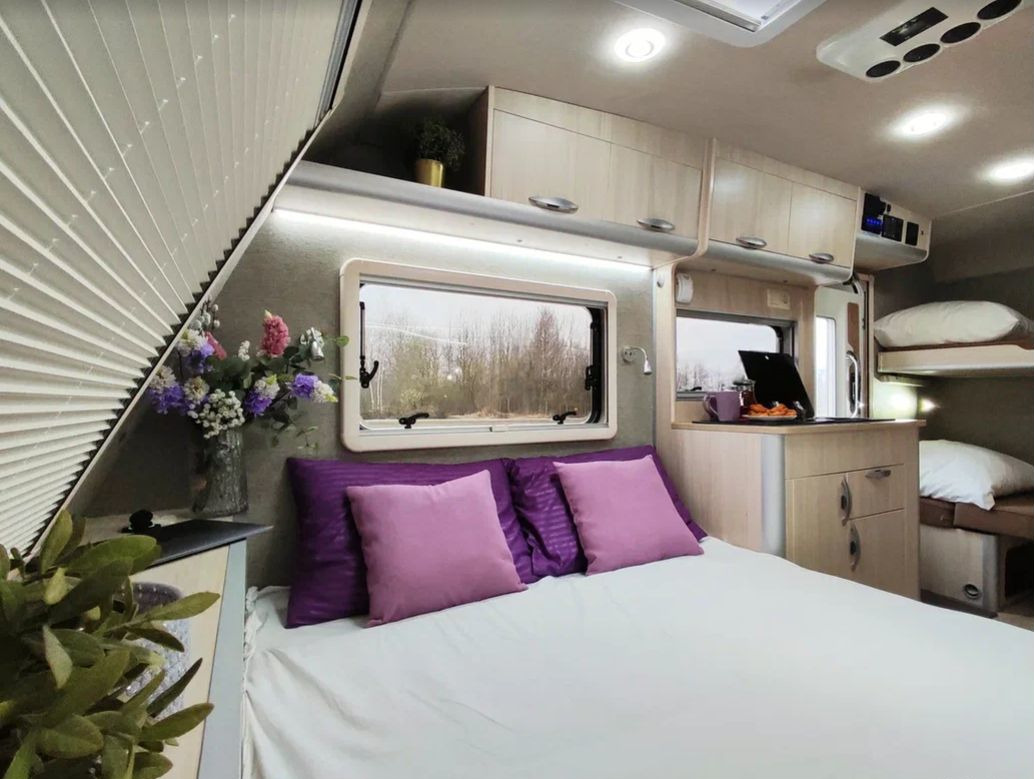 Прицеп-дача (кемпер) Чайка Вагон-дом: фото 15