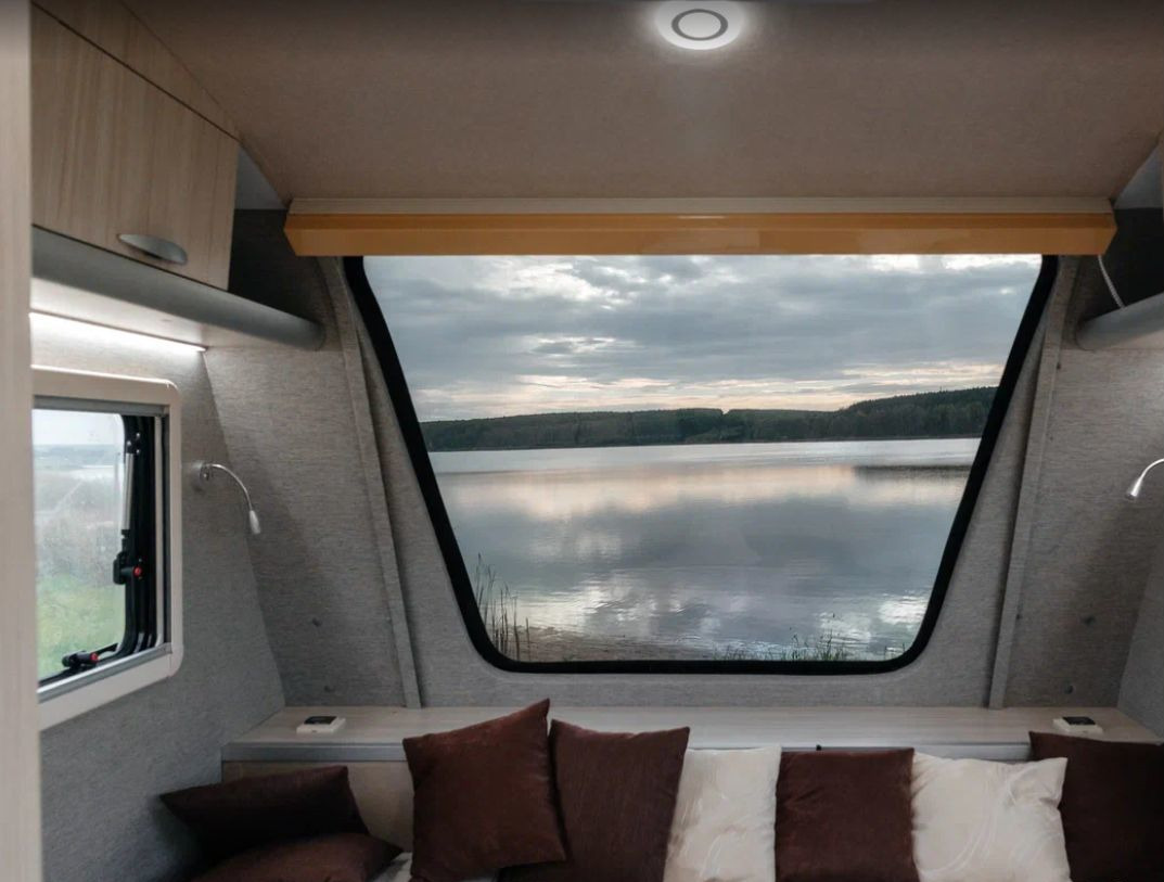 Прицеп-дача (кемпер) Чайка Вагон-дом: фото 11