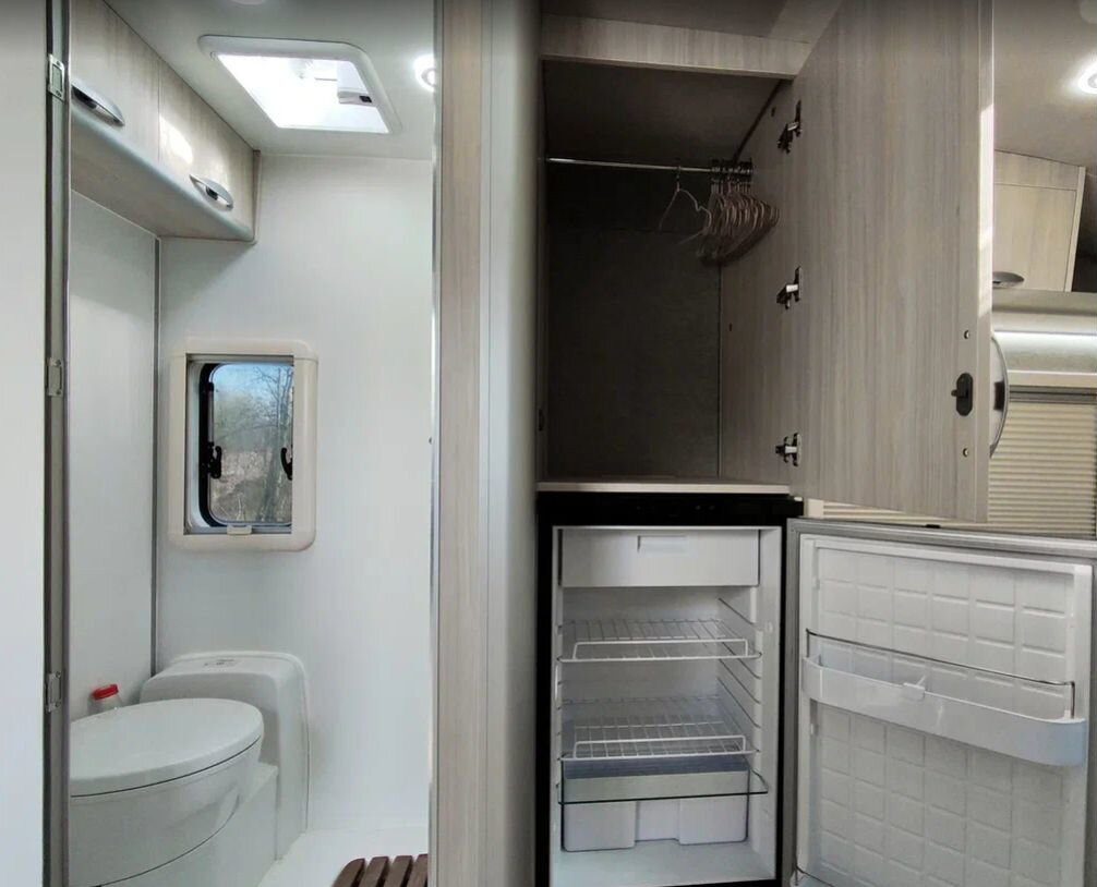 Прицеп-дача (кемпер) Чайка Вагон-дом: фото 11