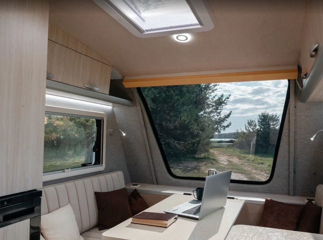 Прицеп-дача (кемпер) Чайка Вагон-дом: фото 8