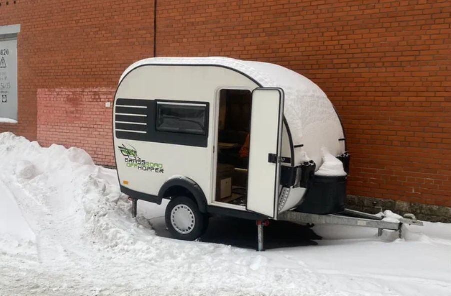 Grasshopper 290 ТМ - Прицеп-дача (кемпер): фото 1 Grasshopper 290 ТМ - Прицеп-дача (кемпер): фото 1