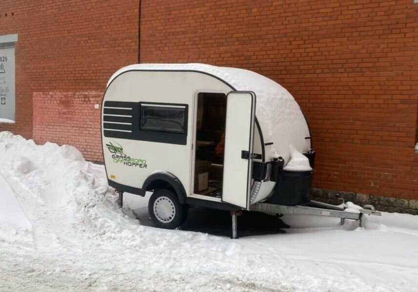 Grasshopper 290 ТМ - Прицеп-дача (кемпер): фото 1 Grasshopper 290 ТМ - Прицеп-дача (кемпер): фото 1