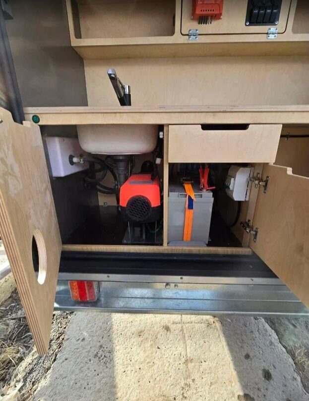 Кемпер-Мечта Мечта-1 - Прицеп дача: фото 5 Кемпер-Мечта Мечта-1 - Прицеп дача: фото 5