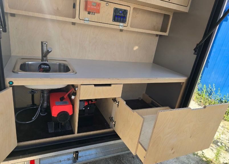 Кемпер-Мечта Мечта-1 - Прицеп дача: фото 5 Кемпер-Мечта Мечта-1 - Прицеп дача: фото 5