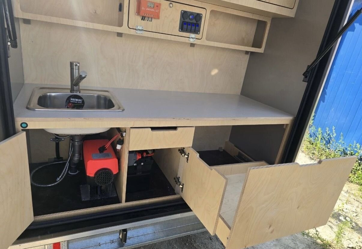 Кемпер-Мечта Мечта-1 - Прицеп-дача (кемпер): фото 4 Кемпер-Мечта Мечта-1 - Прицеп-дача (кемпер): фото 4