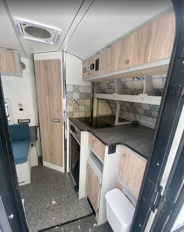 Самодельная / Другая Самодельная / Другая - Прицеп-дача (кемпер): фото 3 Самодельная / Другая Самодельная / Другая - Прицеп-дача (кемпер): фото 3