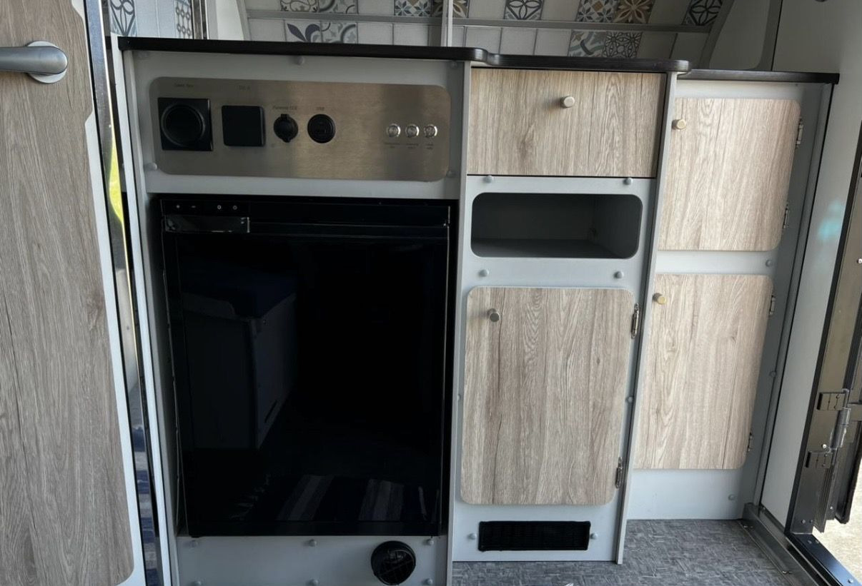 Прицеп-дача (кемпер) Самодельная / Другая Самодельная / Другая: фото 9