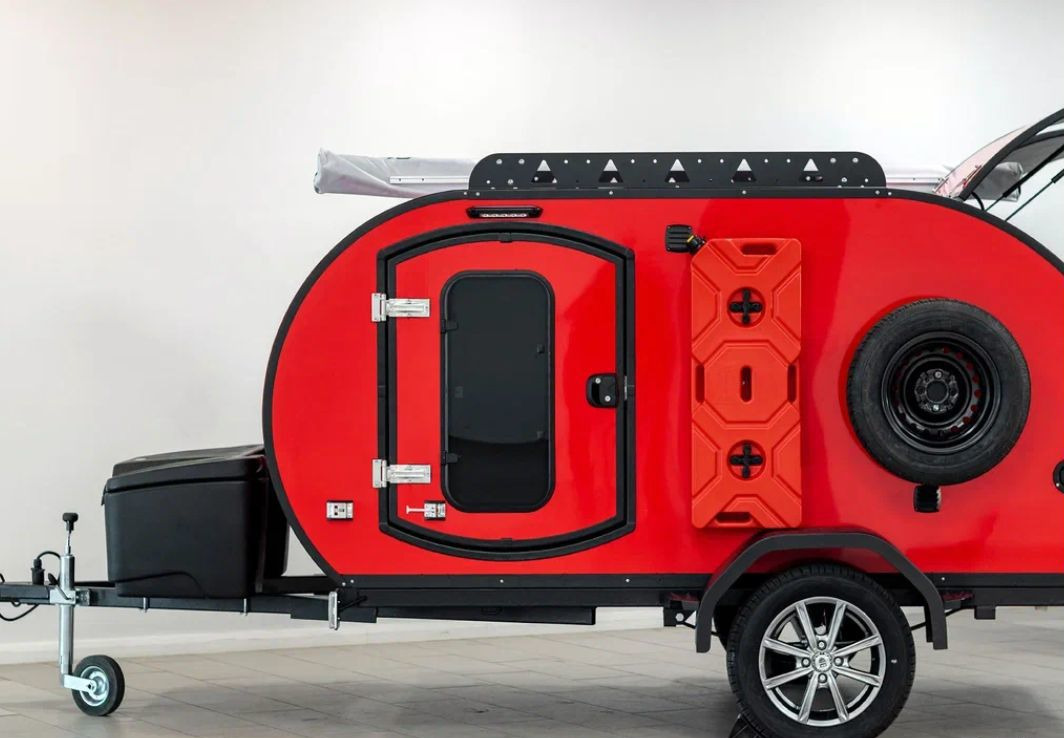 Свобода Серия 1 (Полная) - Прицеп дача: фото 1 Свобода Серия 1 (Полная) - Прицеп дача: фото 1