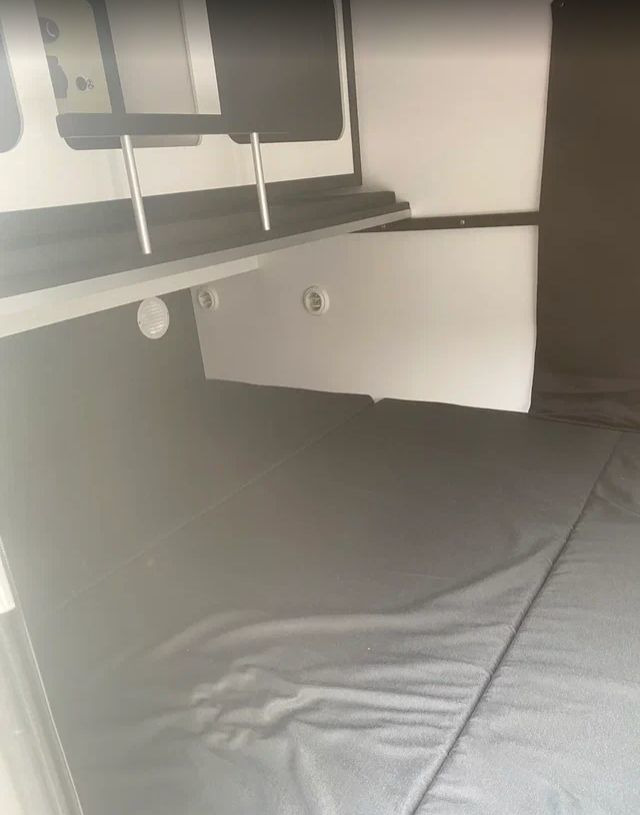 Велес Гранд Туризмо - Прицеп-дача (кемпер): фото 5 Велес Гранд Туризмо - Прицеп-дача (кемпер): фото 5