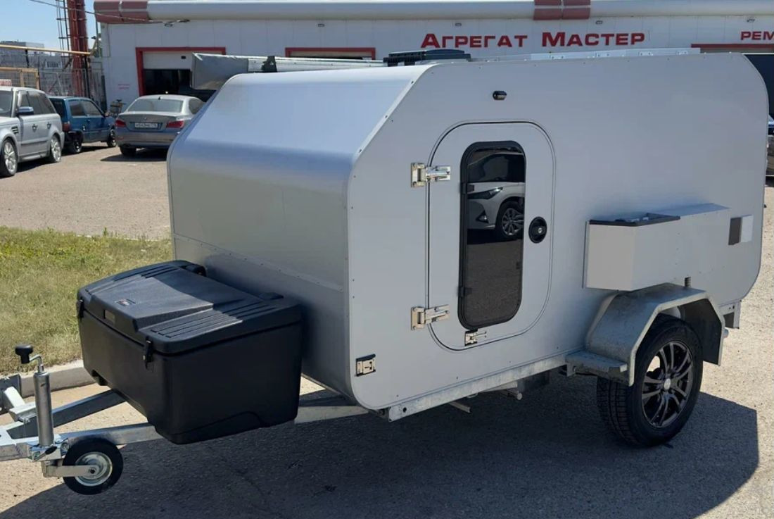 Велес Гранд Туризмо - Прицеп-дача (кемпер): фото 2 Велес Гранд Туризмо - Прицеп-дача (кемпер): фото 2