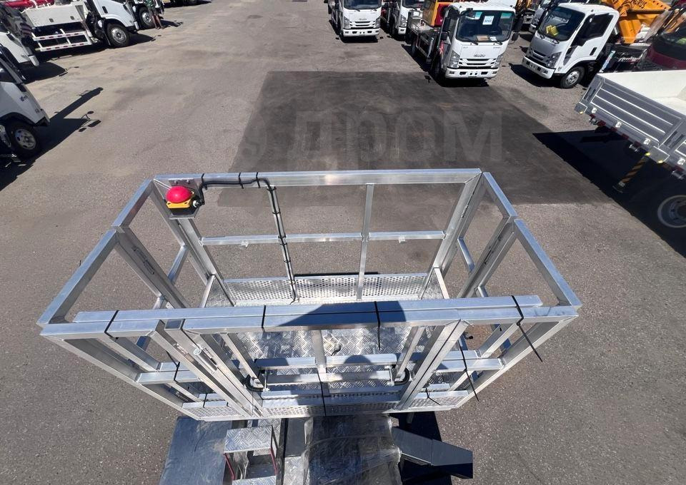 Новый Грузовик с подъемником Isuzu 100P: фото 9 Новый Грузовик с подъемником Isuzu 100P: фото 9