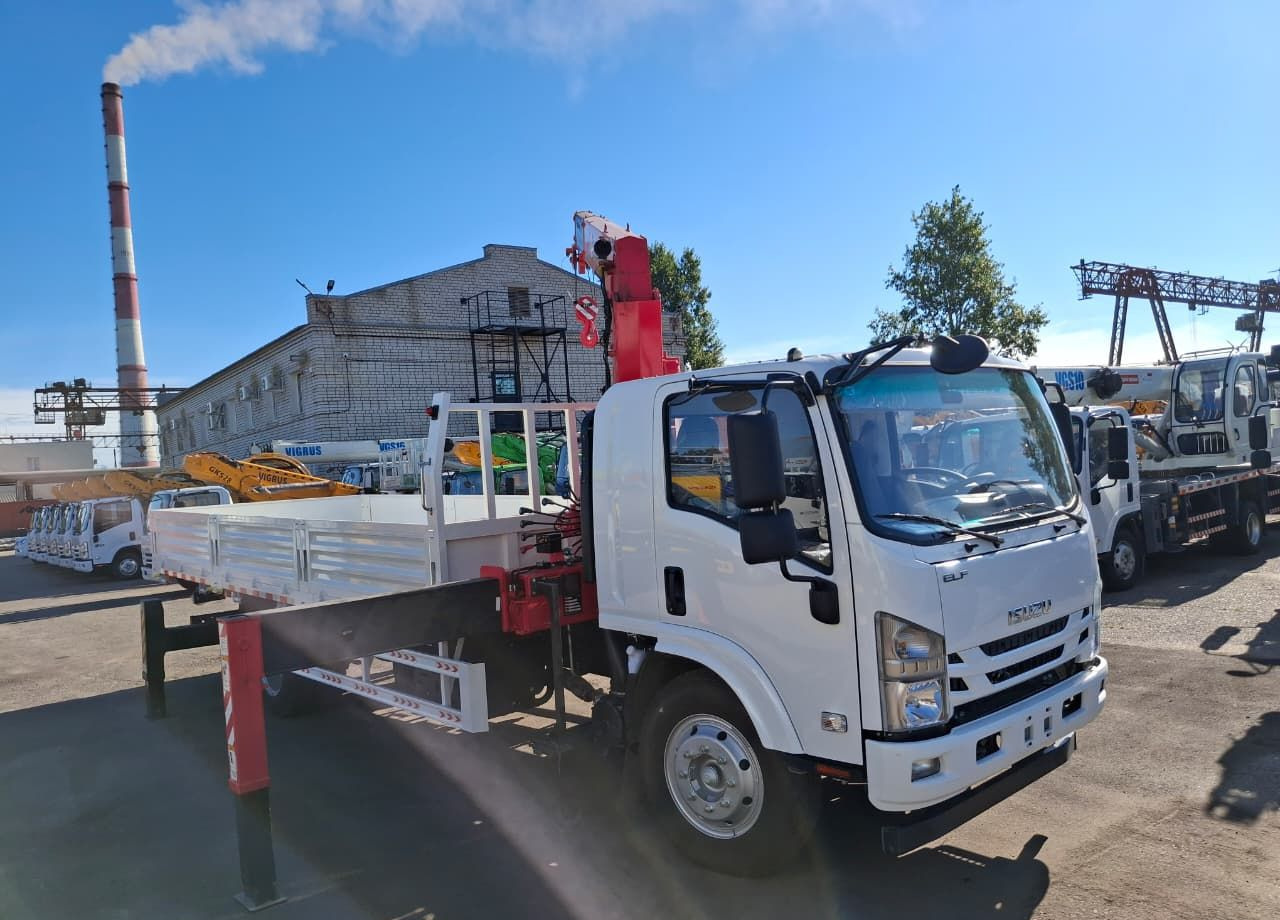 Isuzu Elf (N-series) - Бортовой грузовик/ Платформа, Автоманипулятор: фото 3 Isuzu Elf (N-series) - Бортовой грузовик/ Платформа, Автоманипулятор: фото 3