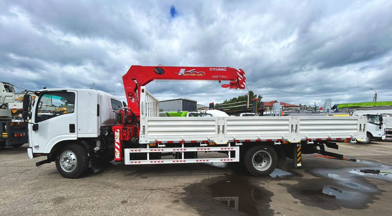 Isuzu Elf (N-series) - Грузовик бортовой/ Платформа, Автоманипулятор: фото 2 Isuzu Elf (N-series) - Грузовик бортовой/ Платформа, Автоманипулятор: фото 2