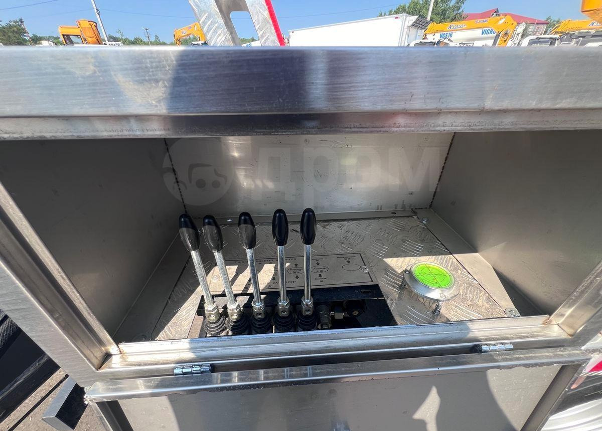 Новый Грузовик с подъемником Isuzu Elf: фото 13