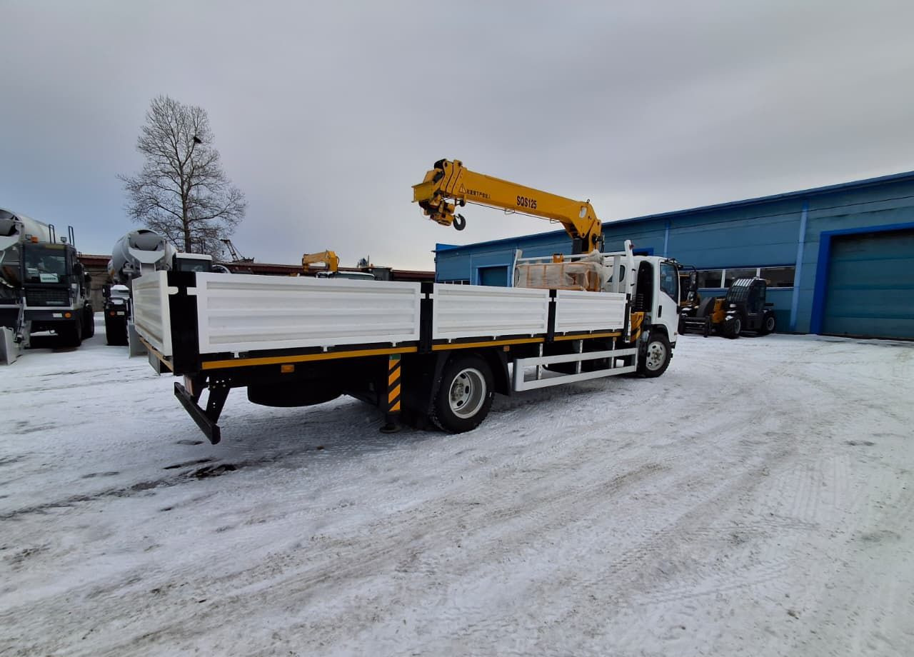 Isuzu Elf - Бортовой грузовик/ Платформа, Автоманипулятор: фото 4 Isuzu Elf - Бортовой грузовик/ Платформа, Автоманипулятор: фото 4