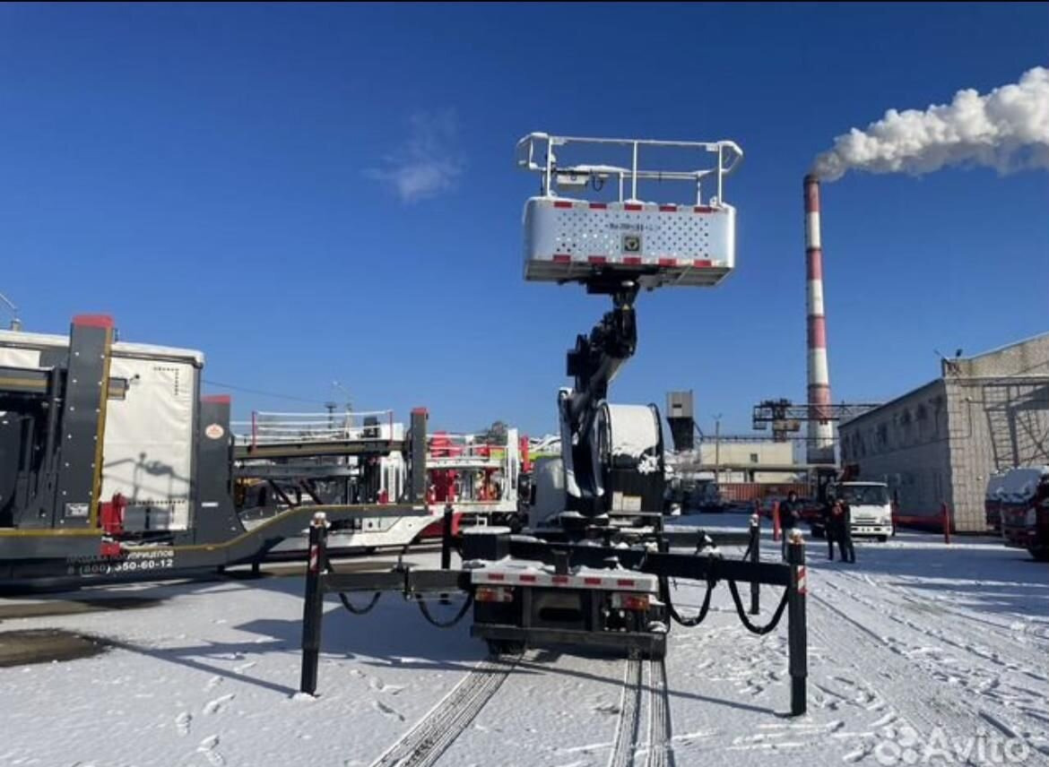 Новый Грузовик с подъемником Isuzu Elf: фото 9 Новый Грузовик с подъемником Isuzu Elf: фото 9