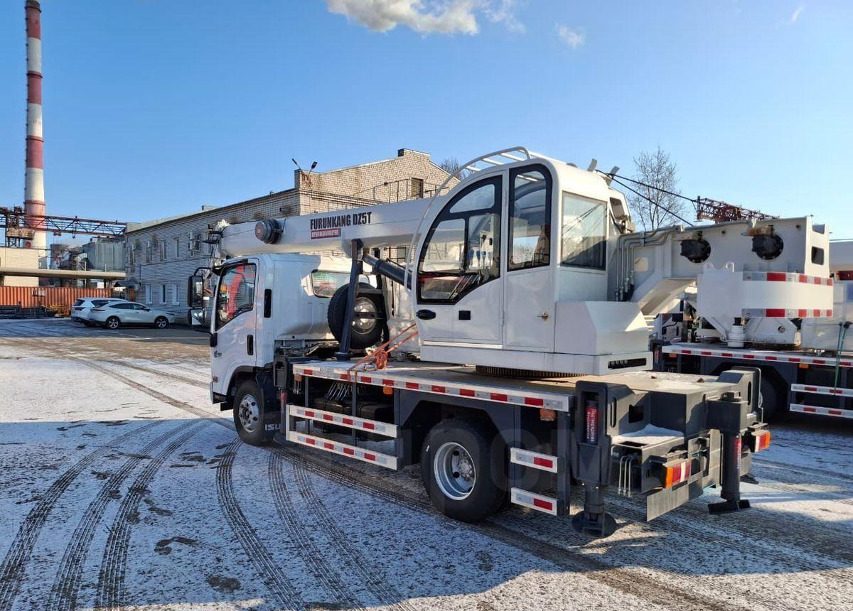 Isuzu Elf - Автокран: фото 2 Isuzu Elf - Автокран: фото 2