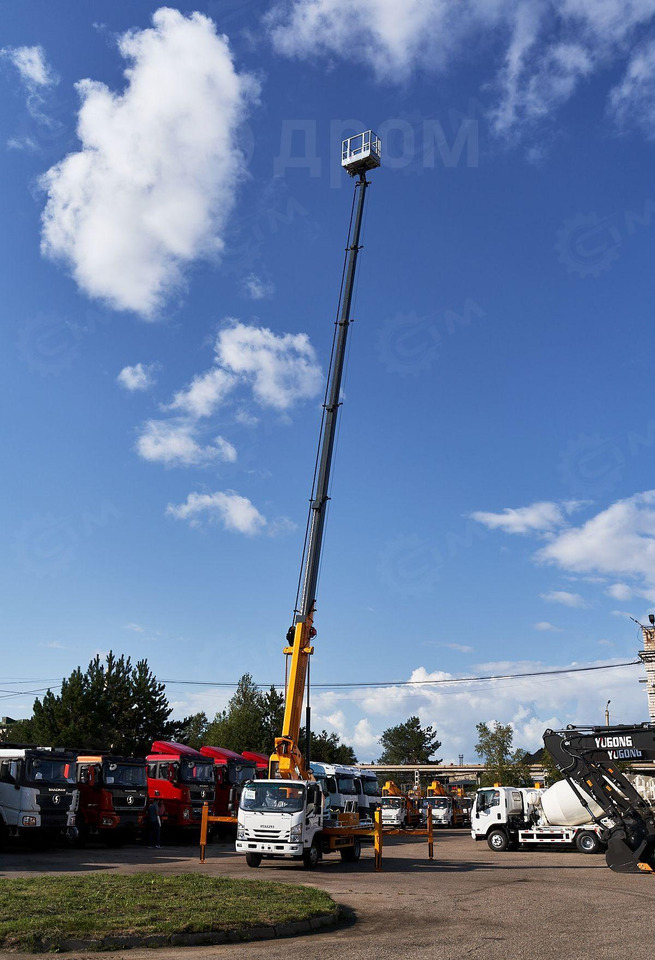 Новый Грузовик с подъемником Isuzu Elf: фото 9