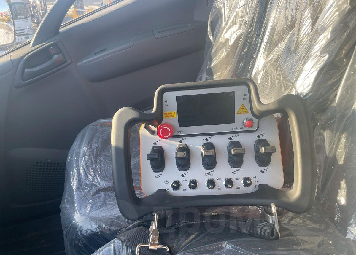 Новый Грузовик с подъемником Isuzu Elf: фото 13 Новый Грузовик с подъемником Isuzu Elf: фото 13