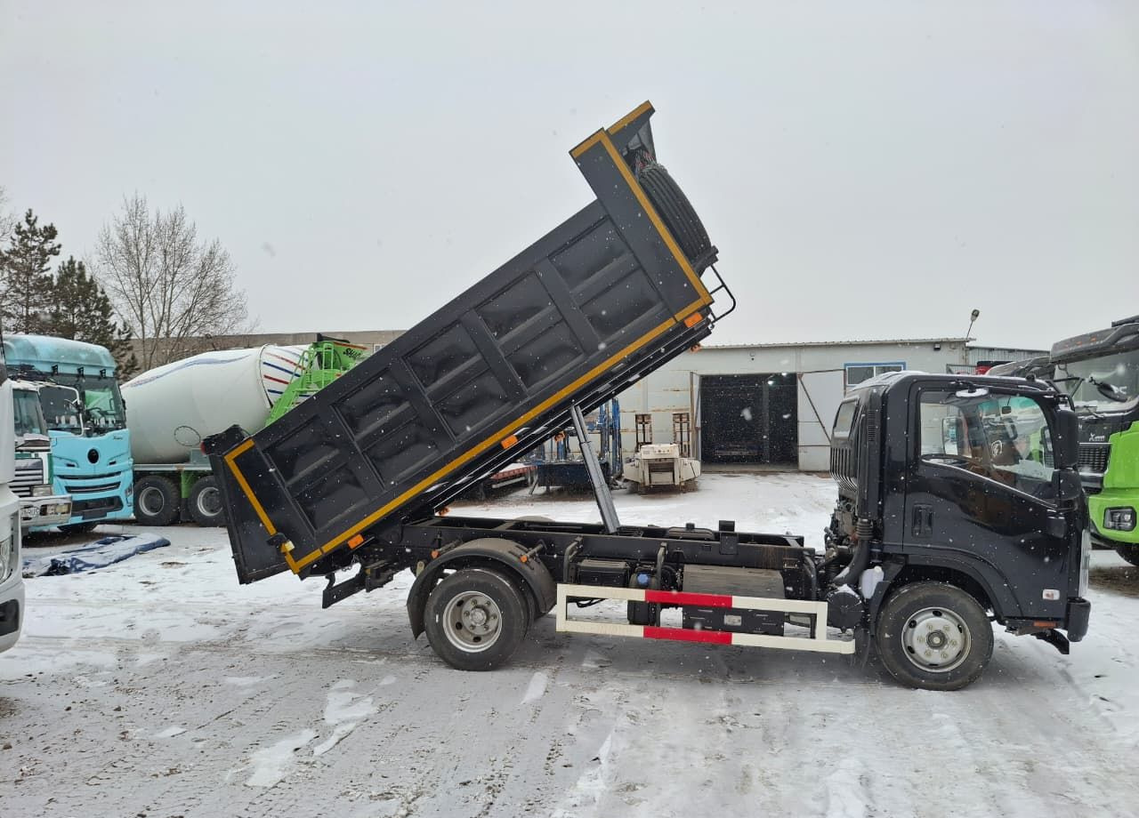 Новый Самосвал Isuzu Elf: фото 10 Новый Самосвал Isuzu Elf: фото 10