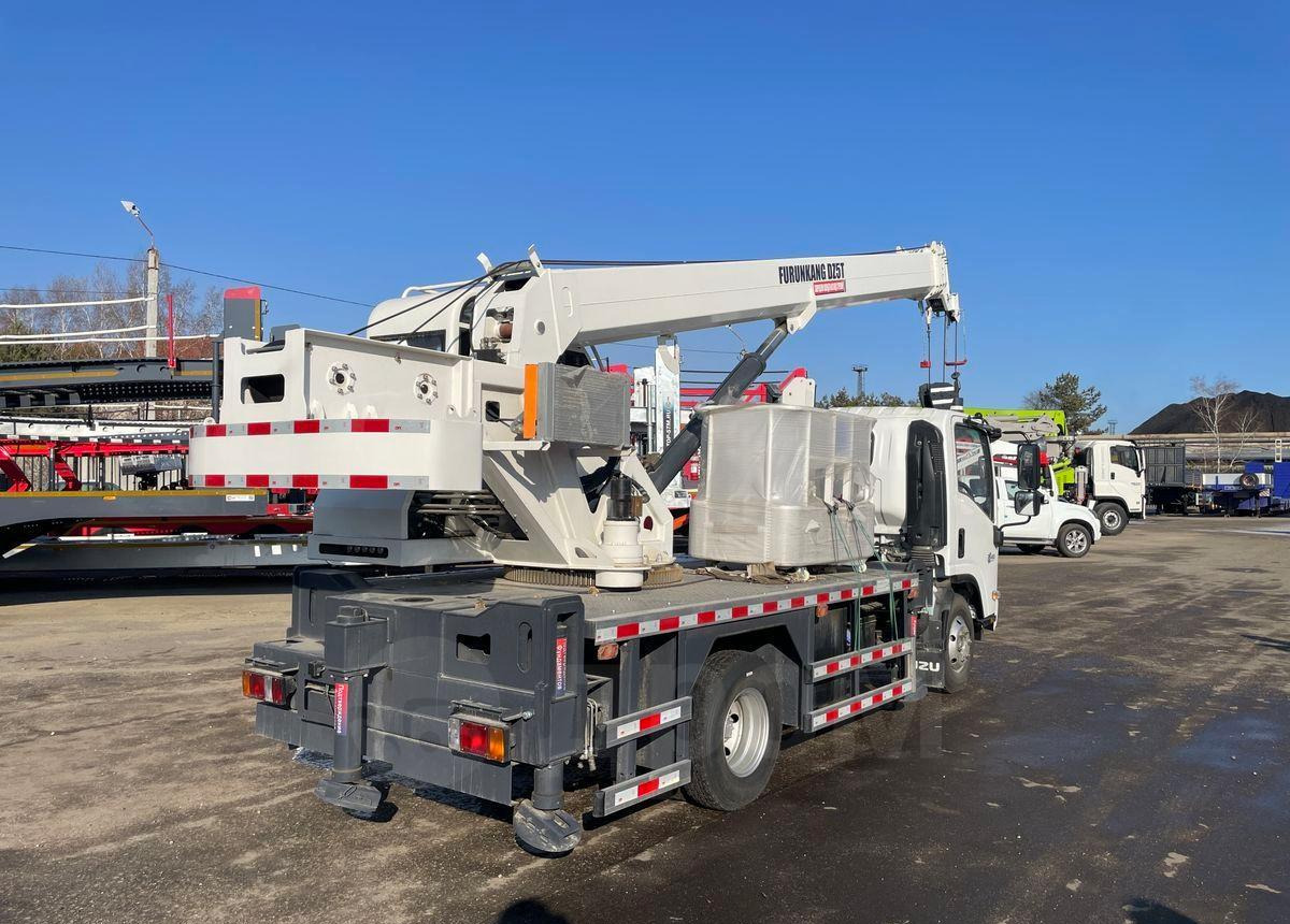 Isuzu Elf - Автокран: фото 3 Isuzu Elf - Автокран: фото 3