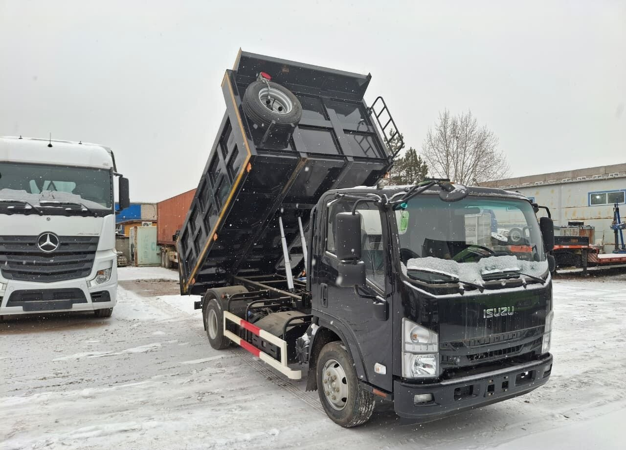 Isuzu Elf - Самосвал: фото 1 Isuzu Elf - Самосвал: фото 1