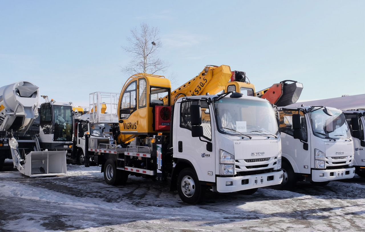 Isuzu Elf - Автовышка: фото 1 Isuzu Elf - Автовышка: фото 1